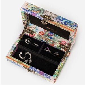 Johnny Was Dreamer Satin Jewelry Box Earrings Rings‎ Necklaces Bracelets